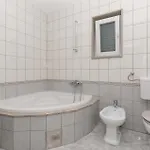 別荘 Five-bedroom In Vinjani Donji *