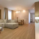 Five-bedroom In Vinjani Donji 別荘 Topići