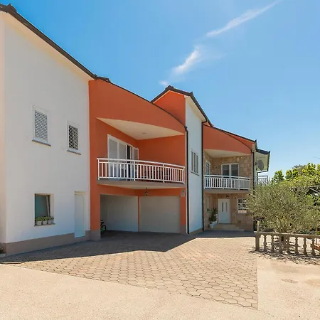 Five-bedroom In Vinjani Donji 別荘 *